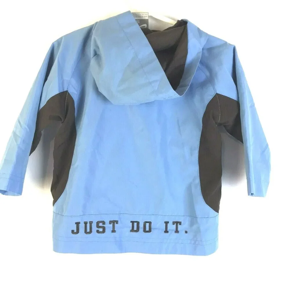 Nike jacket boy